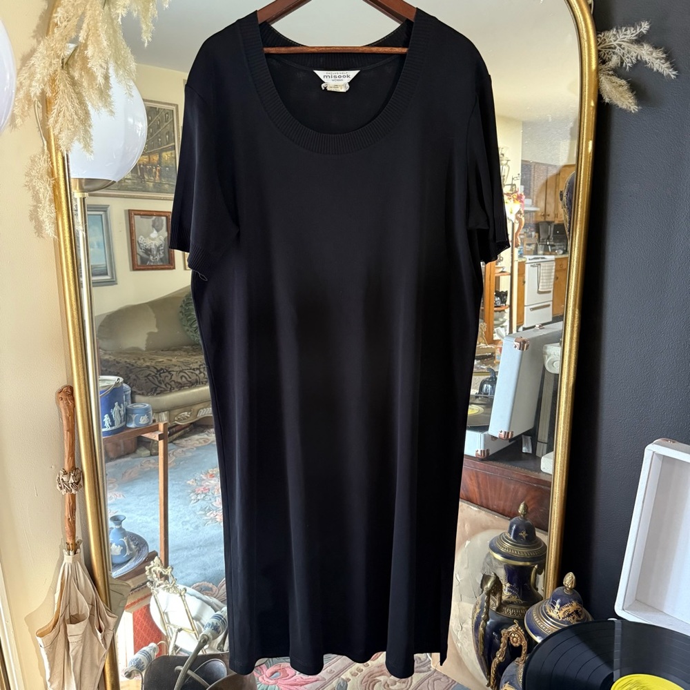 Misook Classic Black Acrylic Maxi Dress with Ribbed Neck and Sleeves - Picture 6 of 8